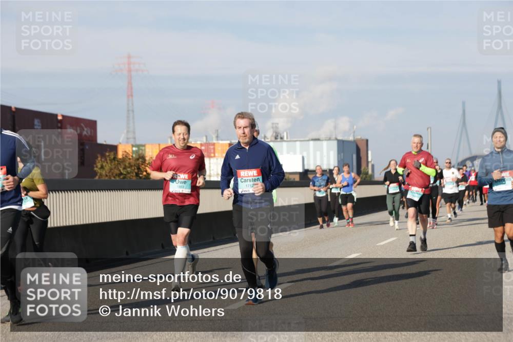 03.10.2025 - Köhlbrandbrückenlauf Jannik Wohlers http://msf.ph/oto/9079818 03.10.2025 10:01:40 Position 3 1712, 1883 meine-sportfotos.de