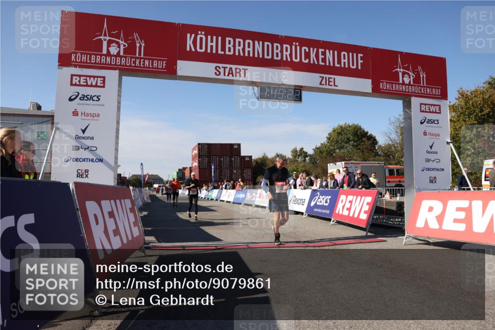 03.10.2025 - Köhlbrandbrückenlauf Lena Gebhardt http://msf.ph/oto/9079861 03.10.2025 13:45:22 Ziel 5015, 5223, 5600, 5999, 6264, 6695 meine-sportfotos.de