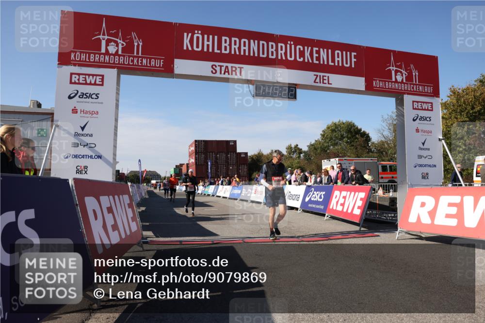 03.10.2025 - Köhlbrandbrückenlauf Lena Gebhardt http://msf.ph/oto/9079869 03.10.2025 13:45:22 Ziel 5015, 5223, 5600, 5999, 6264, 6695 meine-sportfotos.de