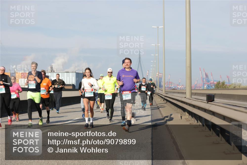 03.10.2025 - Köhlbrandbrückenlauf Jannik Wohlers http://msf.ph/oto/9079899 03.10.2025 09:53:43 Position 3 478, 1203 meine-sportfotos.de