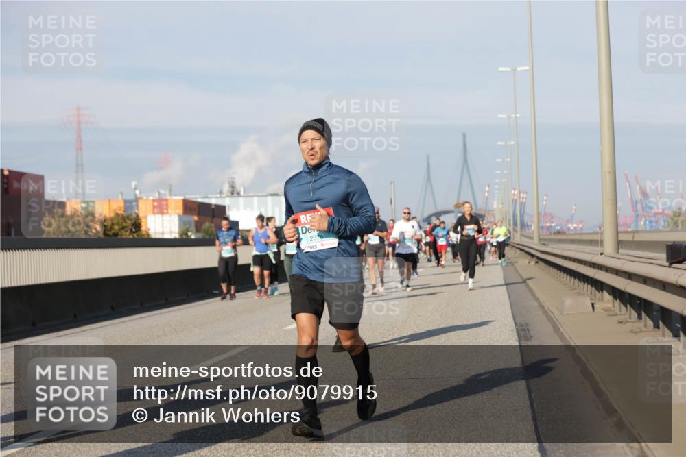 03.10.2025 - Köhlbrandbrückenlauf Jannik Wohlers http://msf.ph/oto/9079915 03.10.2025 10:01:43 Position 3 2376 meine-sportfotos.de