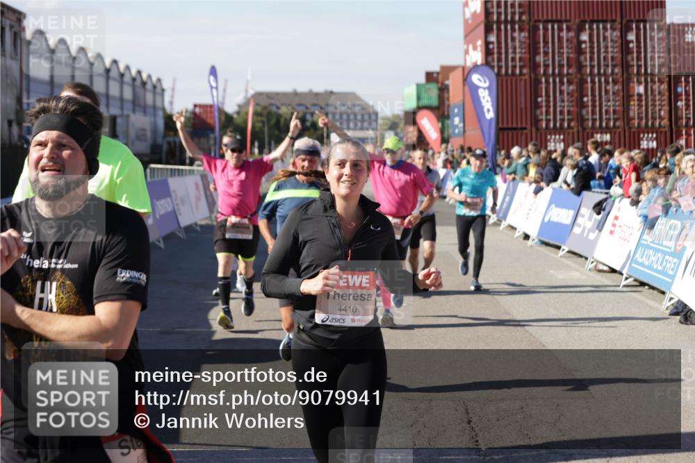 03.10.2025 - Köhlbrandbrückenlauf Jannik Wohlers http://msf.ph/oto/9079941 03.10.2025 13:17:46 Ziel 4410, 4645, 4679, 4829, 5168, 5339, 5685, 5731, 5732, 5917, 6331, 6388, 6485, 6704 meine-sportfotos.de