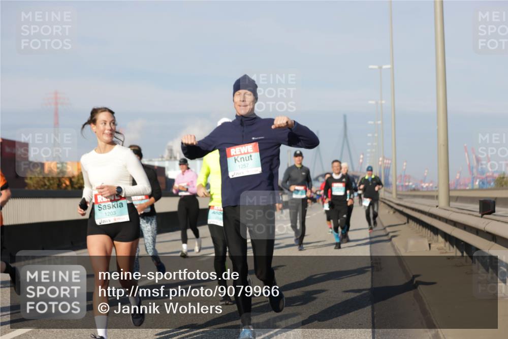 03.10.2025 - Köhlbrandbrückenlauf Jannik Wohlers http://msf.ph/oto/9079966 03.10.2025 09:53:45 Position 3 1203, 1257 meine-sportfotos.de