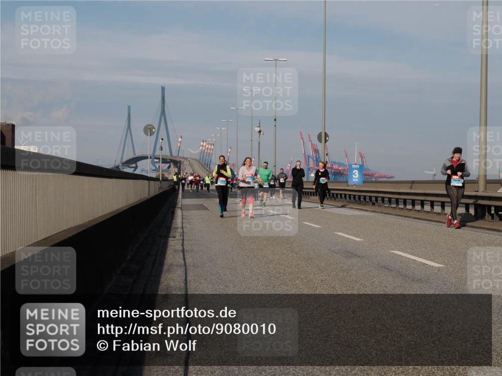 03.10.2025 - Köhlbrandbrückenlauf Fabian Wolf http://msf.ph/oto/9080010 03.10.2025 10:17:23 Position 3  meine-sportfotos.de