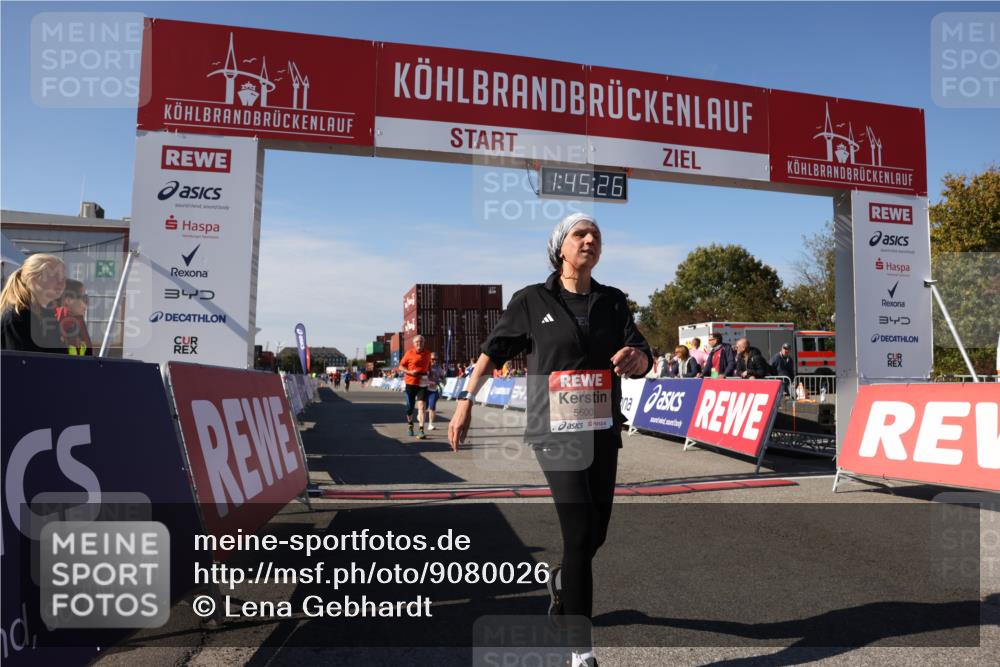 03.10.2025 - Köhlbrandbrückenlauf Lena Gebhardt http://msf.ph/oto/9080026 03.10.2025 13:45:26 Ziel 5223, 5600, 5999, 6695 meine-sportfotos.de