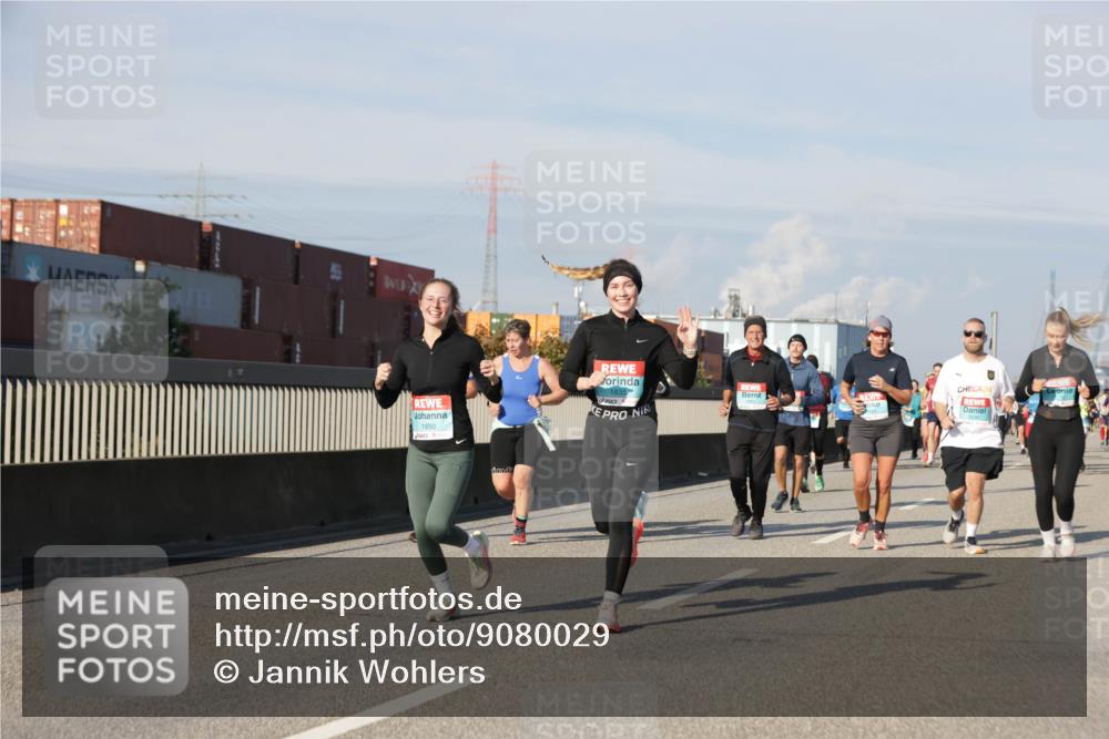 03.10.2025 - Köhlbrandbrückenlauf Jannik Wohlers http://msf.ph/oto/9080029 03.10.2025 10:01:47 Position 3 1850, 24, 1835 meine-sportfotos.de