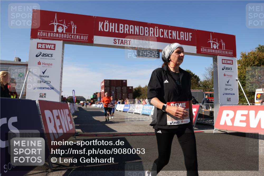 03.10.2025 - Köhlbrandbrückenlauf Lena Gebhardt http://msf.ph/oto/9080053 03.10.2025 13:45:27 Ziel 5223, 5600, 5999, 6695 meine-sportfotos.de