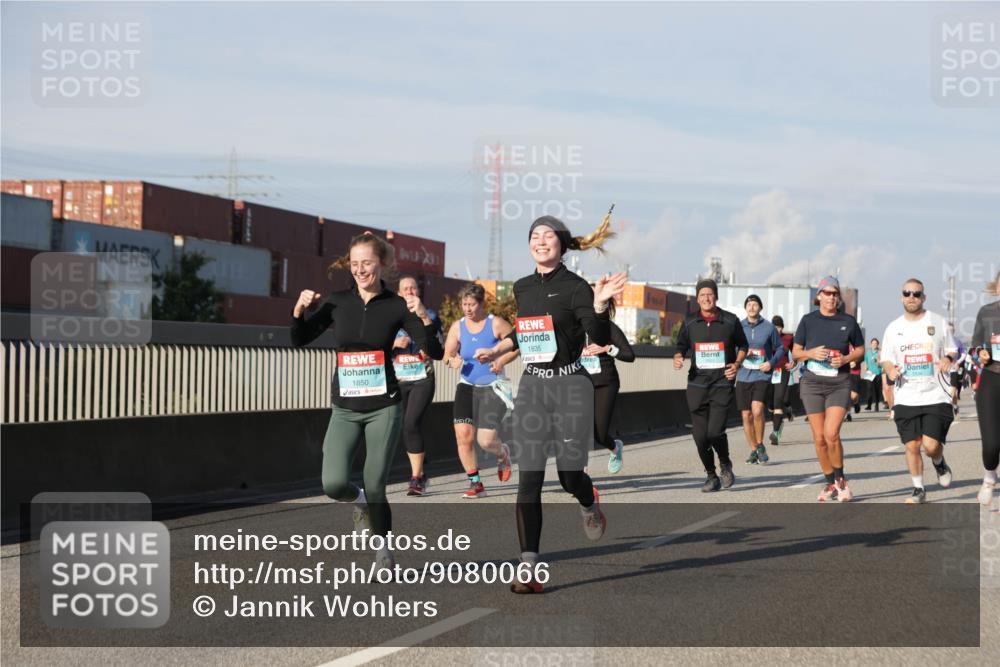 03.10.2025 - Köhlbrandbrückenlauf Jannik Wohlers http://msf.ph/oto/9080066 03.10.2025 10:01:47 Position 3 17, 1850, 1835, 24 meine-sportfotos.de