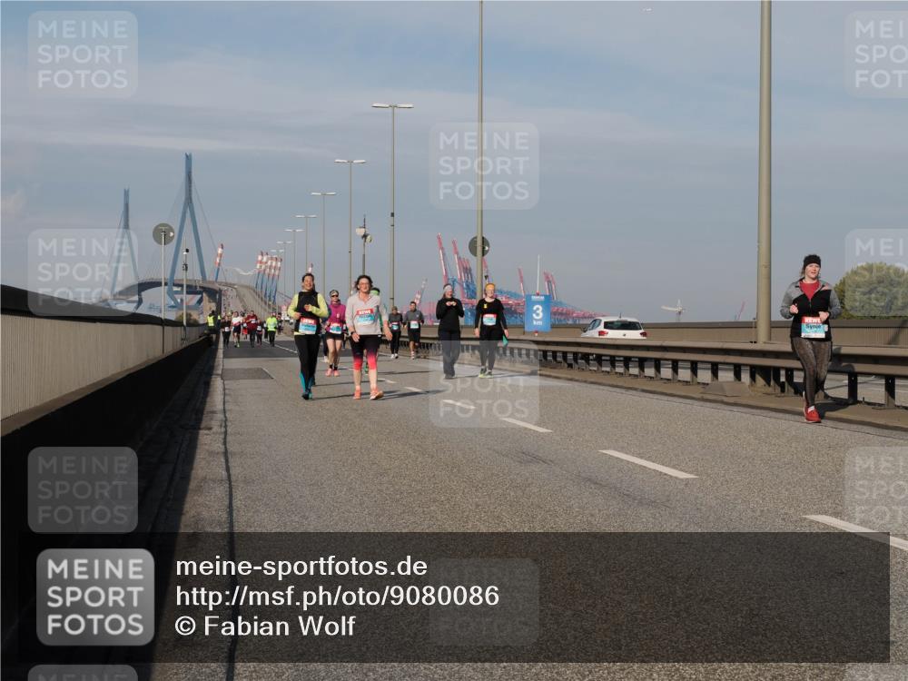 03.10.2025 - Köhlbrandbrückenlauf Fabian Wolf http://msf.ph/oto/9080086 03.10.2025 10:17:24 Position 3  meine-sportfotos.de