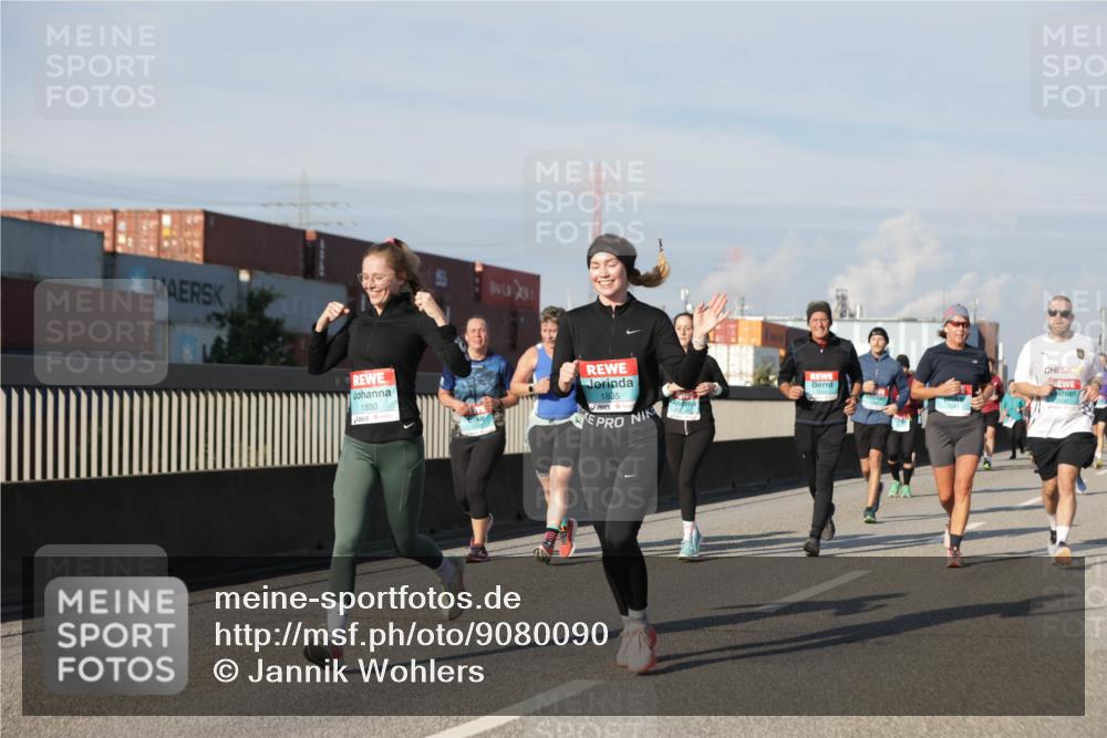 03.10.2025 - Köhlbrandbrückenlauf Jannik Wohlers http://msf.ph/oto/9080090 03.10.2025 10:01:47 Position 3 1850, 1885, 2 meine-sportfotos.de