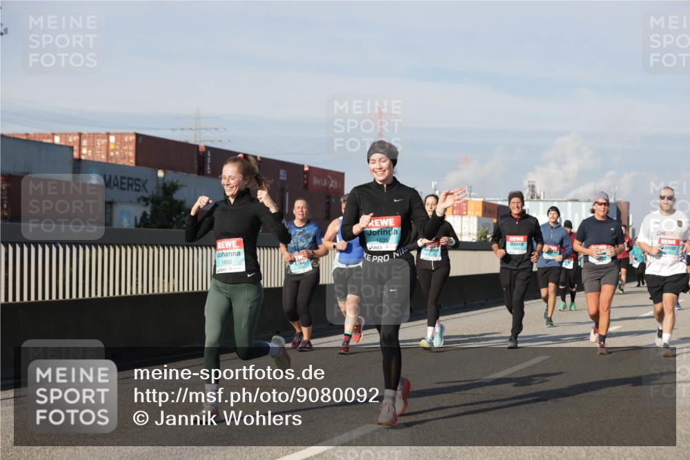 03.10.2025 - Köhlbrandbrückenlauf Jannik Wohlers http://msf.ph/oto/9080092 03.10.2025 10:01:47 Position 3 1850, 1835, 24 meine-sportfotos.de