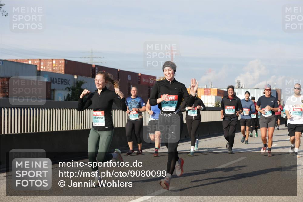 03.10.2025 - Köhlbrandbrückenlauf Jannik Wohlers http://msf.ph/oto/9080099 03.10.2025 10:01:48 Position 3 1850, 2, 1835 meine-sportfotos.de