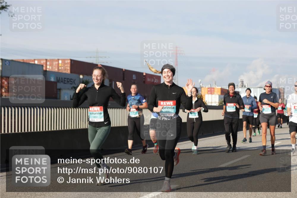 03.10.2025 - Köhlbrandbrückenlauf Jannik Wohlers http://msf.ph/oto/9080107 03.10.2025 10:01:48 Position 3 1850, 1835 meine-sportfotos.de