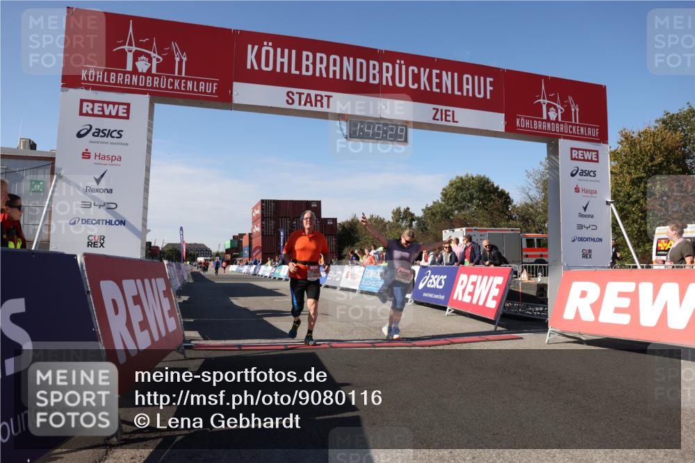 03.10.2025 - Köhlbrandbrückenlauf Lena Gebhardt http://msf.ph/oto/9080116 03.10.2025 13:45:29 Ziel 5223, 5600, 5999, 6695 meine-sportfotos.de