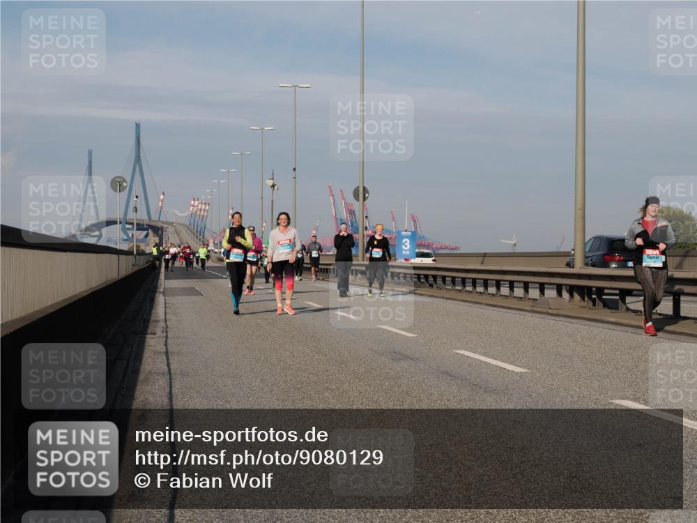03.10.2025 - Köhlbrandbrückenlauf Fabian Wolf http://msf.ph/oto/9080129 03.10.2025 10:17:25 Position 3  meine-sportfotos.de
