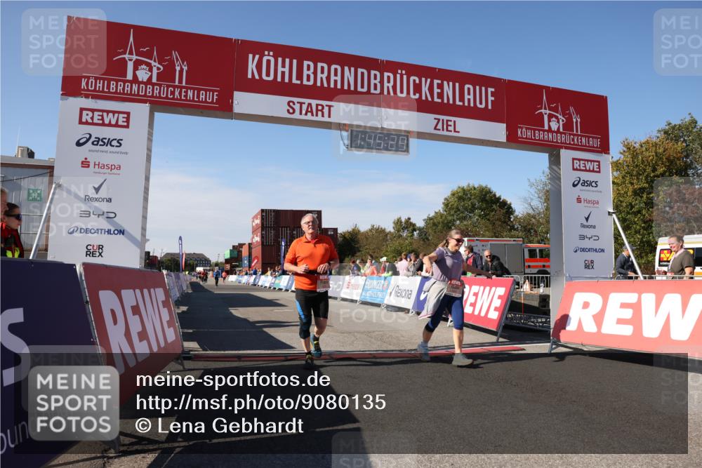03.10.2025 - Köhlbrandbrückenlauf Lena Gebhardt http://msf.ph/oto/9080135 03.10.2025 13:45:30 Ziel 5223, 5600, 5999, 6695 meine-sportfotos.de