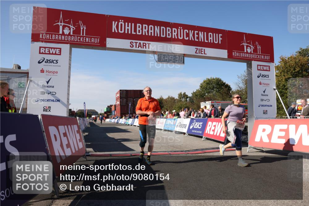 03.10.2025 - Köhlbrandbrückenlauf Lena Gebhardt http://msf.ph/oto/9080154 03.10.2025 13:45:30 Ziel 5223, 5600, 5999, 6695 meine-sportfotos.de