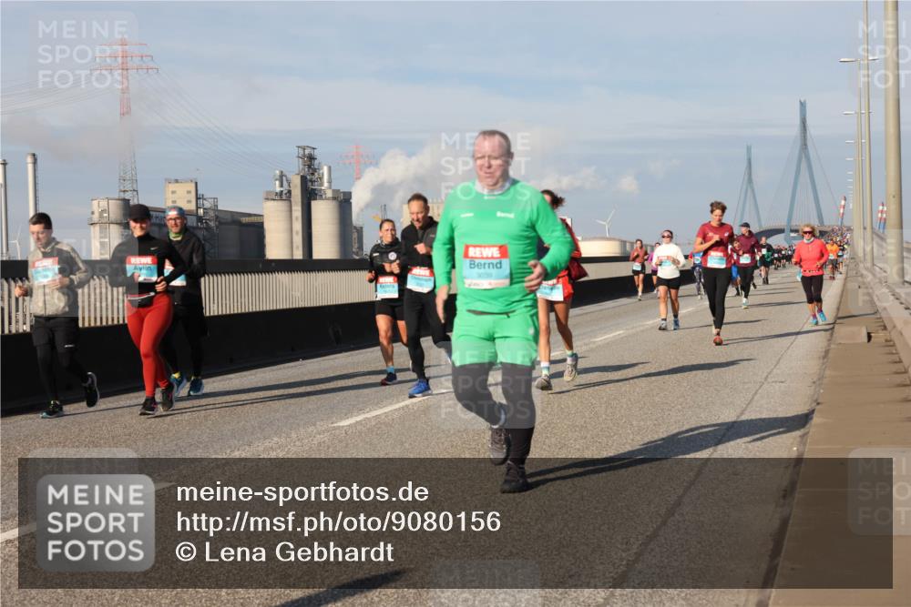 03.10.2025 - Köhlbrandbrückenlauf Lena Gebhardt http://msf.ph/oto/9080156 03.10.2025 10:03:42 Position 2 3039 meine-sportfotos.de