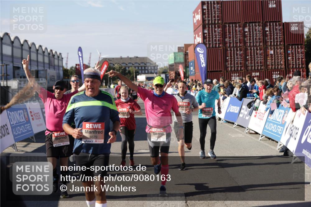 03.10.2025 - Köhlbrandbrückenlauf Jannik Wohlers http://msf.ph/oto/9080163 03.10.2025 13:17:47 Ziel 4410, 4645, 4679, 4829, 5168, 5339, 5685, 5731, 5732, 5917, 6331, 6388, 6485, 6704 meine-sportfotos.de