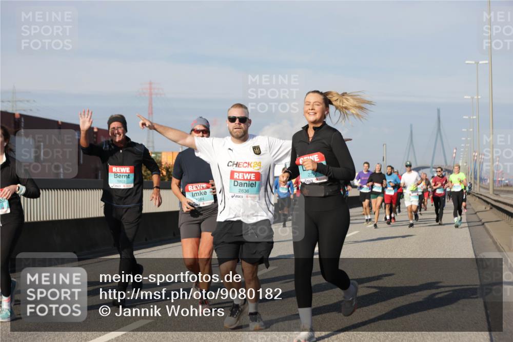 03.10.2025 - Köhlbrandbrückenlauf Jannik Wohlers http://msf.ph/oto/9080182 03.10.2025 10:01:50 Position 3 1803, 1884, 24, 2836 meine-sportfotos.de