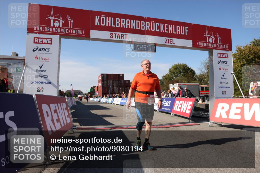 03.10.2025 - Köhlbrandbrückenlauf Lena Gebhardt http://msf.ph/oto/9080194 03.10.2025 13:45:31 Ziel 5223, 5600, 5999, 6695 meine-sportfotos.de