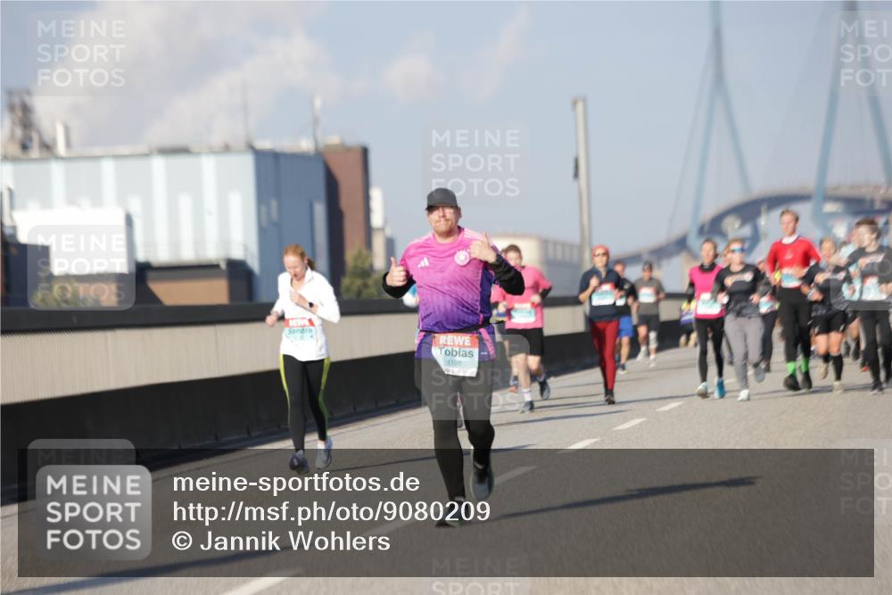 03.10.2025 - Köhlbrandbrückenlauf Jannik Wohlers http://msf.ph/oto/9080209 03.10.2025 09:53:55 Position 3 1188 meine-sportfotos.de