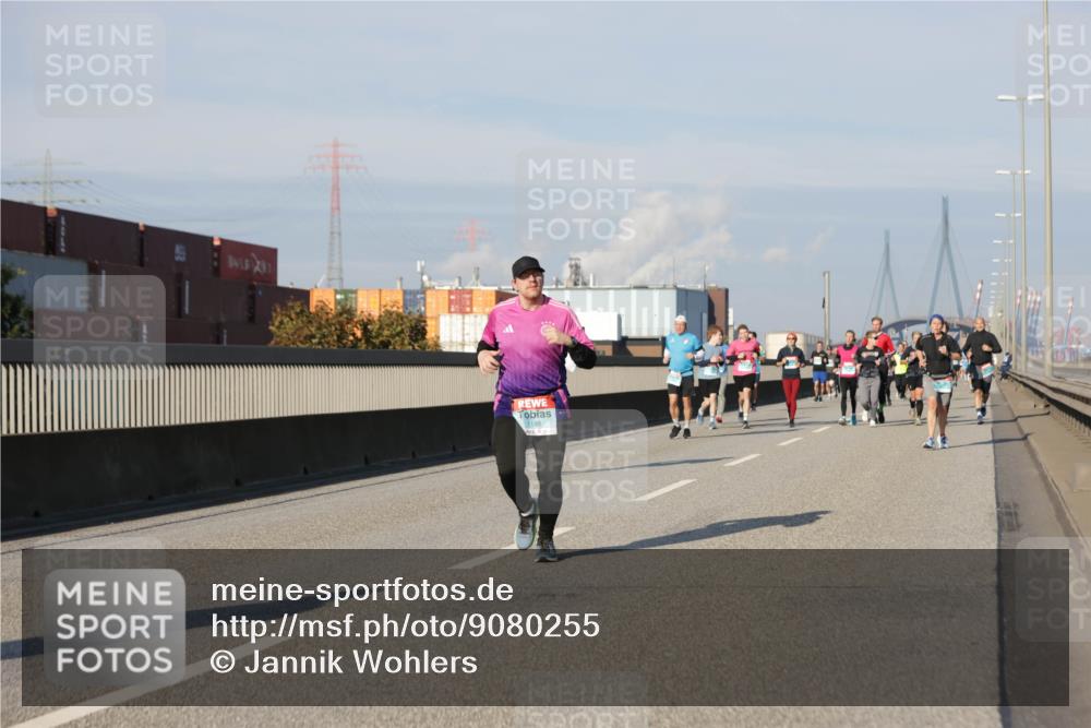 03.10.2025 - Köhlbrandbrückenlauf Jannik Wohlers http://msf.ph/oto/9080255 03.10.2025 09:53:59 Position 3 1188 meine-sportfotos.de