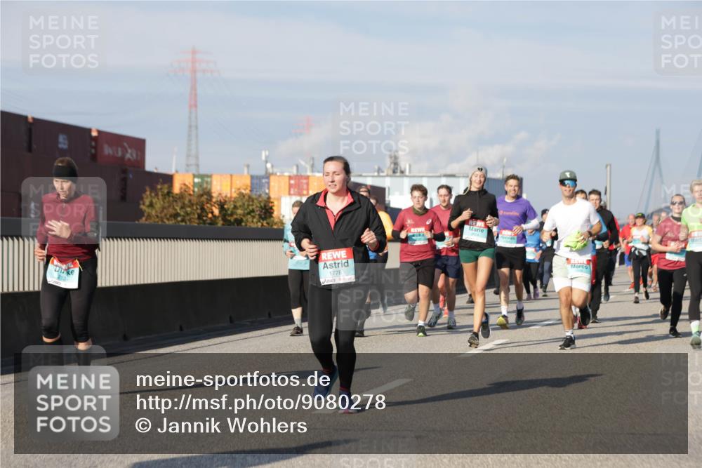 03.10.2025 - Köhlbrandbrückenlauf Jannik Wohlers http://msf.ph/oto/9080278 03.10.2025 10:01:52 Position 3 212, 1778, 2514 meine-sportfotos.de