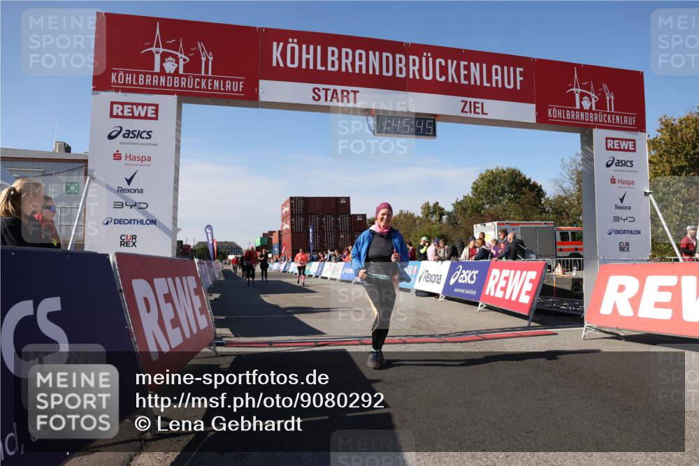 03.10.2025 - Köhlbrandbrückenlauf Lena Gebhardt http://msf.ph/oto/9080292 03.10.2025 13:45:45 Ziel 5184, 5860, 6029 meine-sportfotos.de