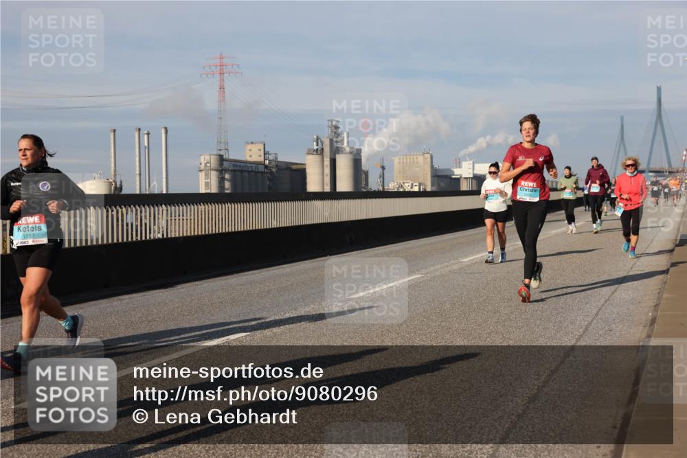 03.10.2025 - Köhlbrandbrückenlauf Lena Gebhardt http://msf.ph/oto/9080296 03.10.2025 10:03:45 Position 2 1937 meine-sportfotos.de