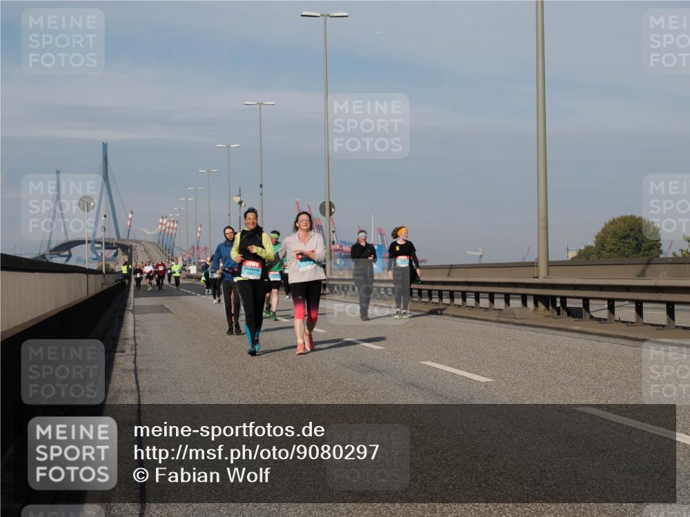 03.10.2025 - Köhlbrandbrückenlauf Fabian Wolf http://msf.ph/oto/9080297 03.10.2025 10:17:29 Position 3  meine-sportfotos.de
