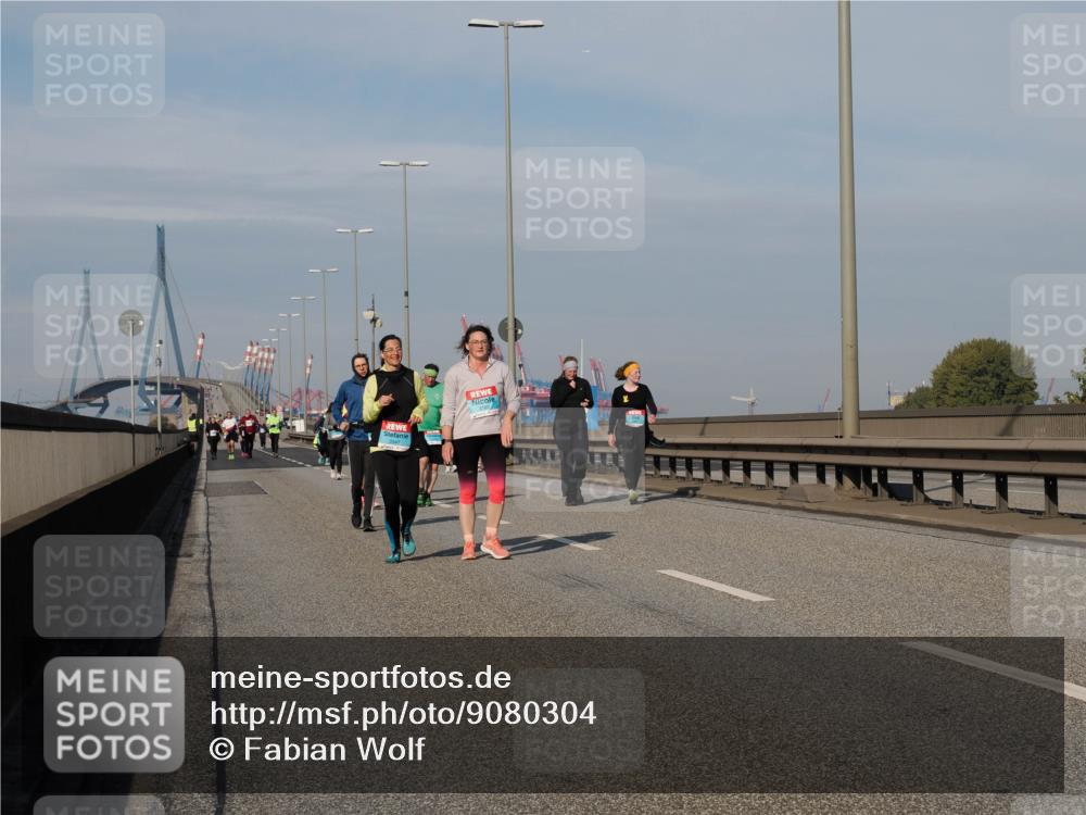 03.10.2025 - Köhlbrandbrückenlauf Fabian Wolf http://msf.ph/oto/9080304 03.10.2025 10:17:29 Position 3 2547 meine-sportfotos.de