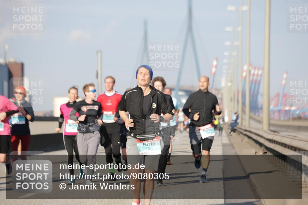 03.10.2025 - Köhlbrandbrückenlauf Jannik Wohlers http://msf.ph/oto/9080305 03.10.2025 09:54:02 Position 3 3493 meine-sportfotos.de