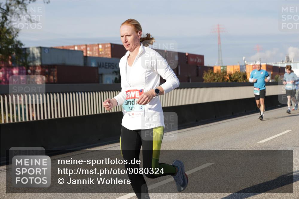 03.10.2025 - Köhlbrandbrückenlauf Jannik Wohlers http://msf.ph/oto/9080324 03.10.2025 09:54:03 Position 3 1742 meine-sportfotos.de