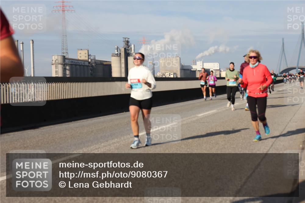 03.10.2025 - Köhlbrandbrückenlauf Lena Gebhardt http://msf.ph/oto/9080367 03.10.2025 10:03:48 Position 2  meine-sportfotos.de