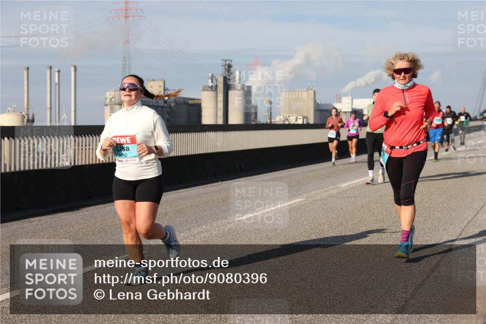 03.10.2025 - Köhlbrandbrückenlauf Lena Gebhardt http://msf.ph/oto/9080396 03.10.2025 10:03:48 Position 2 2340 meine-sportfotos.de