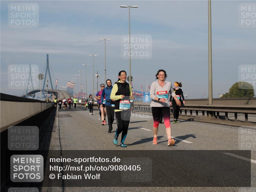 03.10.2025 - Köhlbrandbrückenlauf Fabian Wolf http://msf.ph/oto/9080405 03.10.2025 10:17:32 Position 3 2547, 3 meine-sportfotos.de