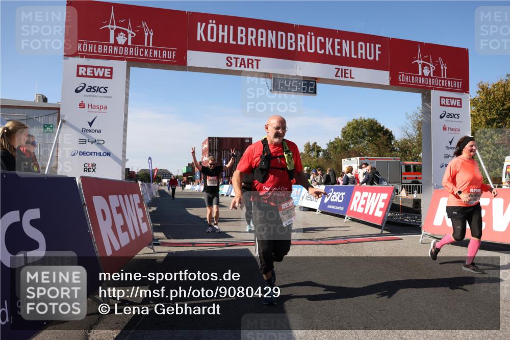 03.10.2025 - Köhlbrandbrückenlauf Lena Gebhardt http://msf.ph/oto/9080429 03.10.2025 13:45:52 Ziel 5184, 5375, 5376, 5860, 6029 meine-sportfotos.de