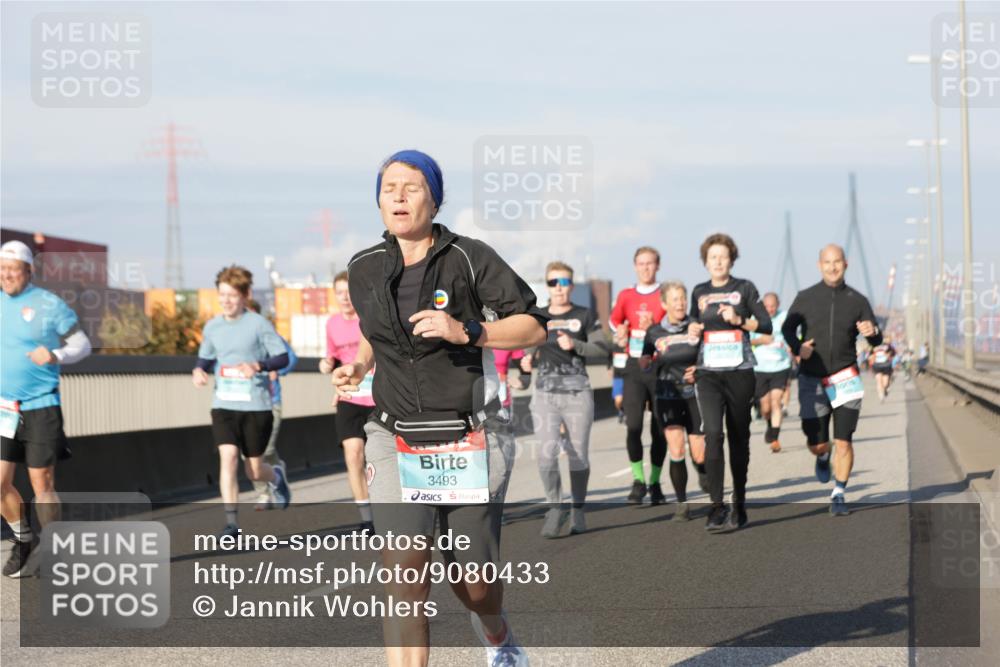 03.10.2025 - Köhlbrandbrückenlauf Jannik Wohlers http://msf.ph/oto/9080433 03.10.2025 09:54:06 Position 3 3493 meine-sportfotos.de