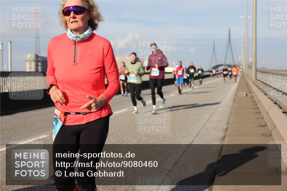 03.10.2025 - Köhlbrandbrückenlauf Lena Gebhardt http://msf.ph/oto/9080460 03.10.2025 10:03:50 Position 2  meine-sportfotos.de