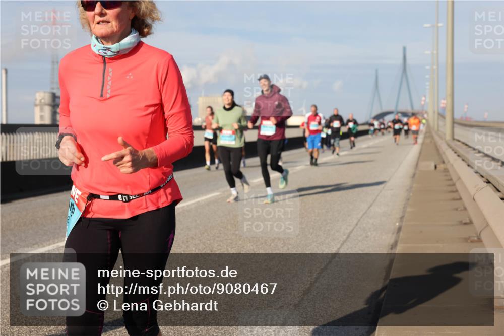 03.10.2025 - Köhlbrandbrückenlauf Lena Gebhardt http://msf.ph/oto/9080467 03.10.2025 10:03:50 Position 2  meine-sportfotos.de