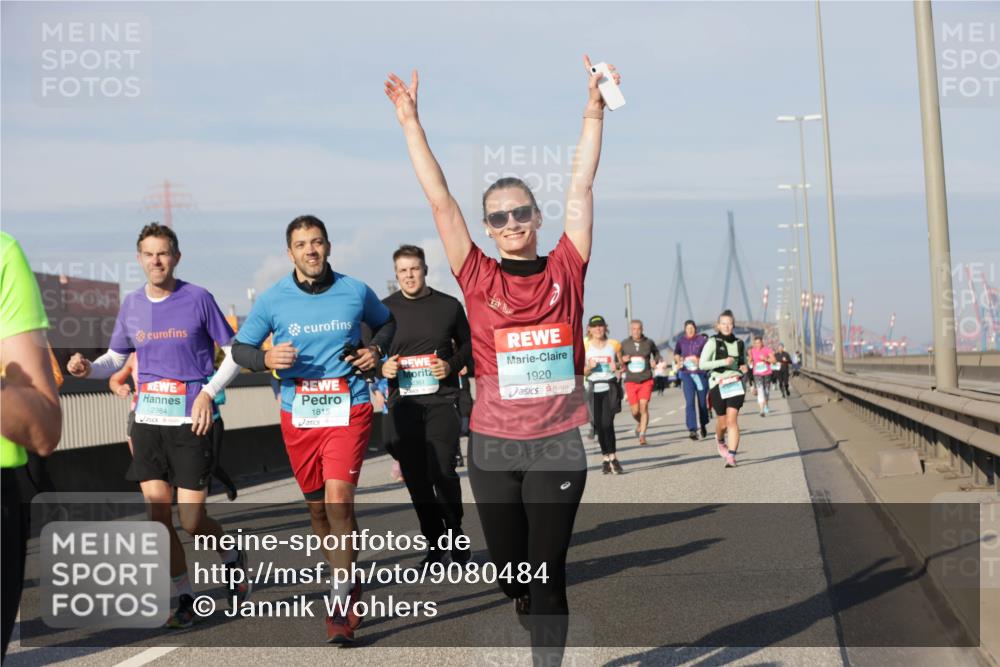 03.10.2025 - Köhlbrandbrückenlauf Jannik Wohlers http://msf.ph/oto/9080484 03.10.2025 10:01:57 Position 3 1920, 2984, 1815 meine-sportfotos.de