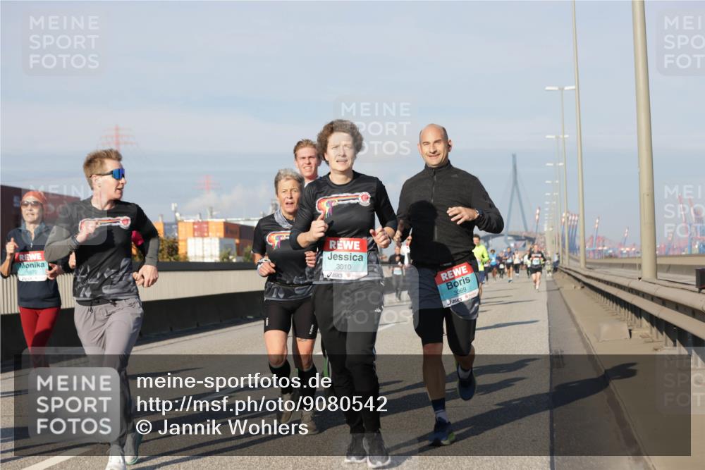 03.10.2025 - Köhlbrandbrückenlauf Jannik Wohlers http://msf.ph/oto/9080542 03.10.2025 09:54:08 Position 3 1670, 3010, 3369 meine-sportfotos.de