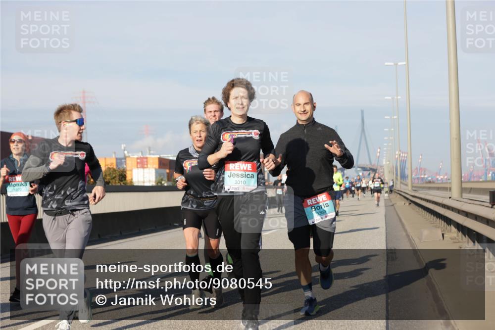 03.10.2025 - Köhlbrandbrückenlauf Jannik Wohlers http://msf.ph/oto/9080545 03.10.2025 09:54:08 Position 3 1670, 3010, 3369 meine-sportfotos.de