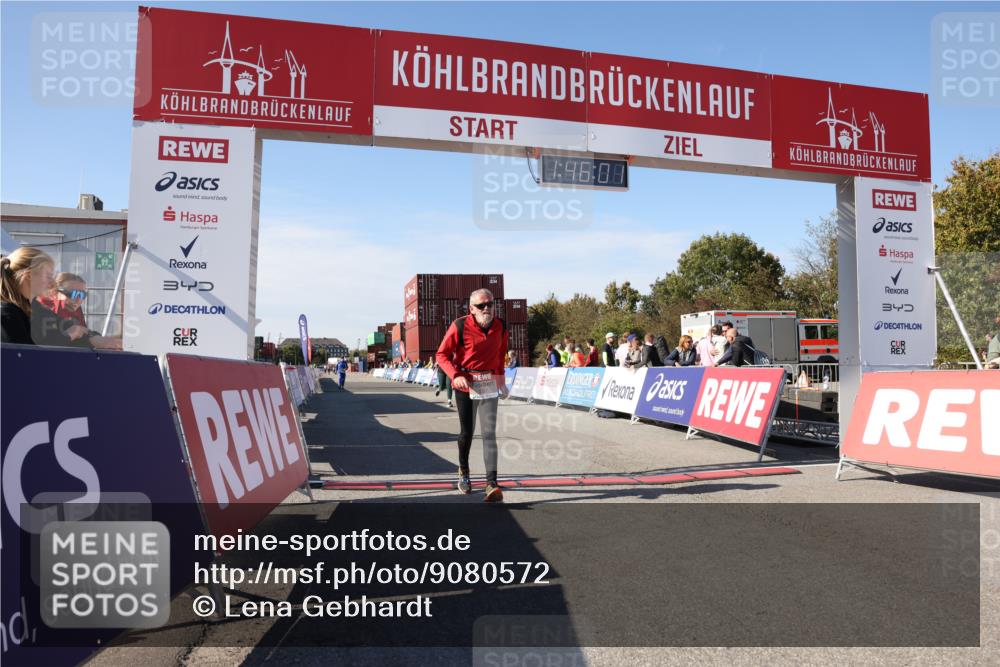 03.10.2025 - Köhlbrandbrückenlauf Lena Gebhardt http://msf.ph/oto/9080572 03.10.2025 13:46:01 Ziel 4572, 5327, 5375, 5376 meine-sportfotos.de