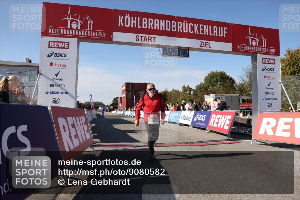 03.10.2025 - Köhlbrandbrückenlauf Lena Gebhardt http://msf.ph/oto/9080582 03.10.2025 13:46:02 Ziel 4572, 5327, 5375, 5376 meine-sportfotos.de