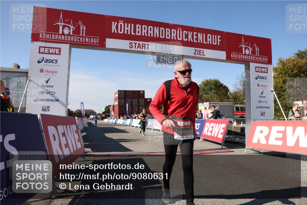 03.10.2025 - Köhlbrandbrückenlauf Lena Gebhardt http://msf.ph/oto/9080631 03.10.2025 13:46:03 Ziel 4572, 5327, 5376 meine-sportfotos.de