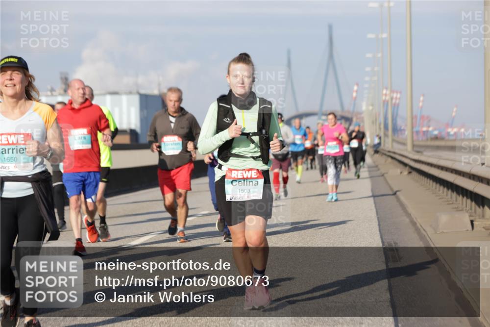 03.10.2025 - Köhlbrandbrückenlauf Jannik Wohlers http://msf.ph/oto/9080673 03.10.2025 10:02:02 Position 3 1650, 1503 meine-sportfotos.de