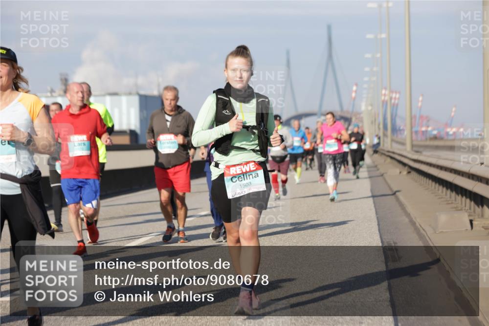 03.10.2025 - Köhlbrandbrückenlauf Jannik Wohlers http://msf.ph/oto/9080678 03.10.2025 10:02:02 Position 3 1503 meine-sportfotos.de