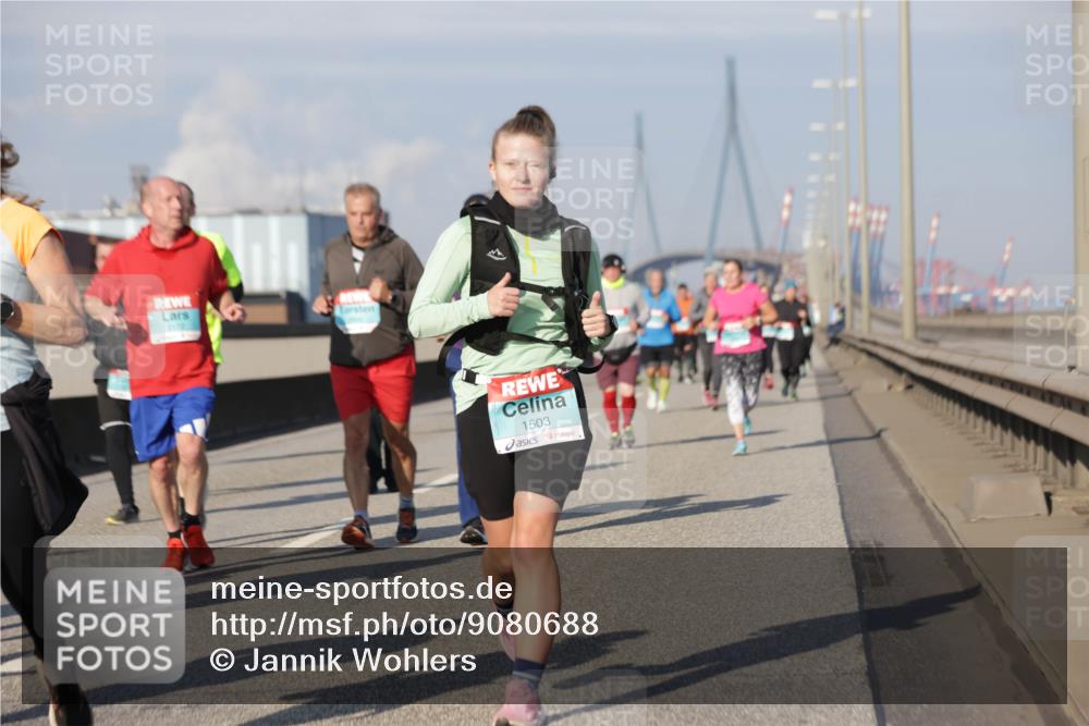 03.10.2025 - Köhlbrandbrückenlauf Jannik Wohlers http://msf.ph/oto/9080688 03.10.2025 10:02:02 Position 3 1503 meine-sportfotos.de